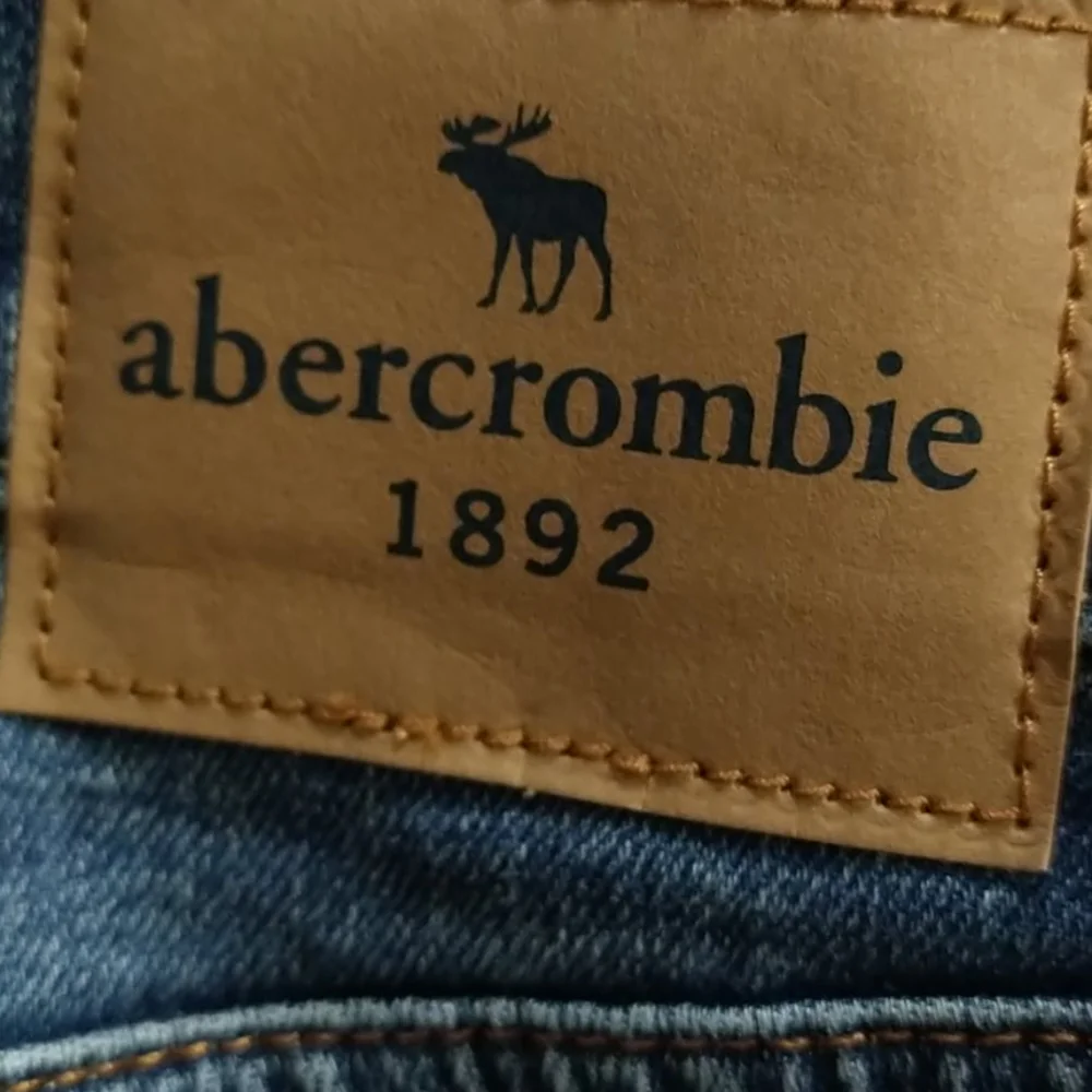 Abercrombie Boys Taper Fit Jeans